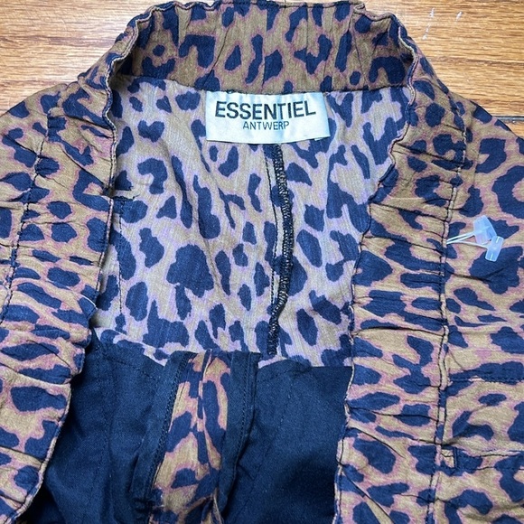 Essentials Antwerp Cheetah Print Cotton Boyfriend Pull-on Basic Shorts A11 - Picture 2 of 3